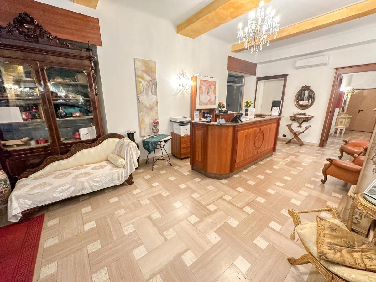 Hotel Dell'Orto Chiavari Ngoại thất bức ảnh